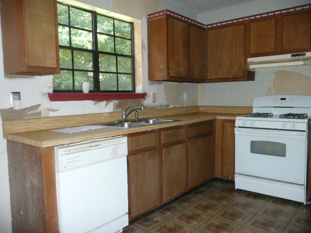 2434 Rhoanoke Dr, Duluth, GA 30096 photo 4