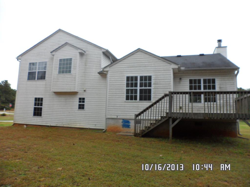 1203 Persimmon Place Dr, Bethlehem, GA 30620 photo 2