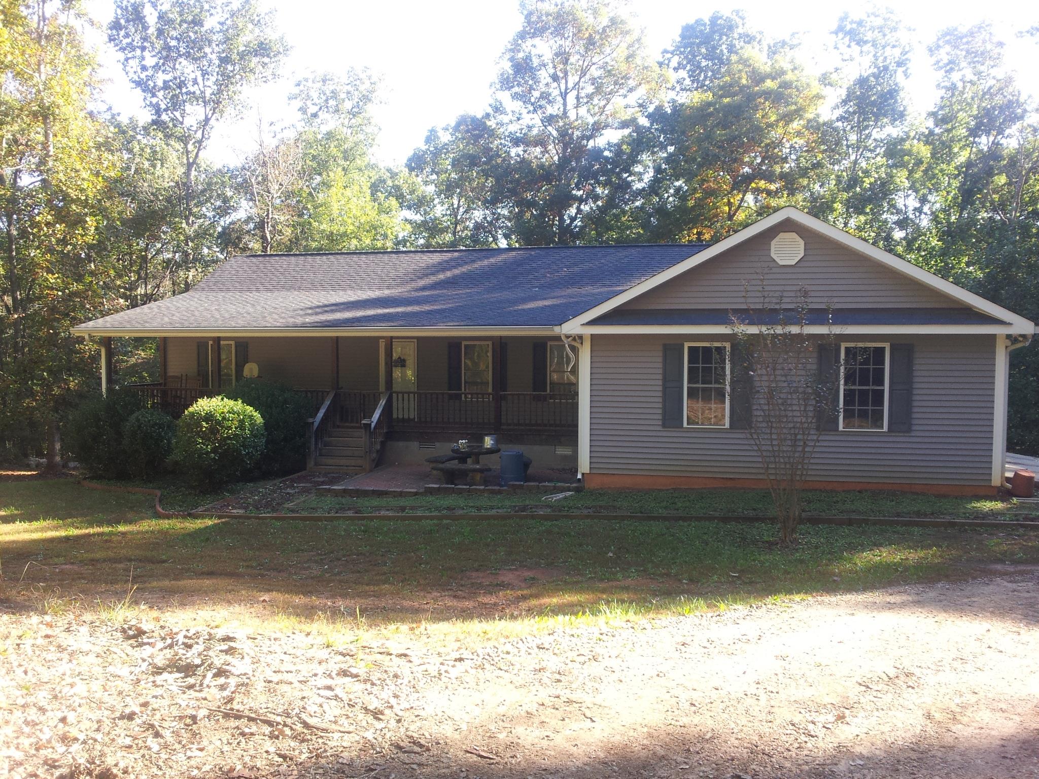 215 Turtle Creek Ln, Commerce, GA 30530 photo 1