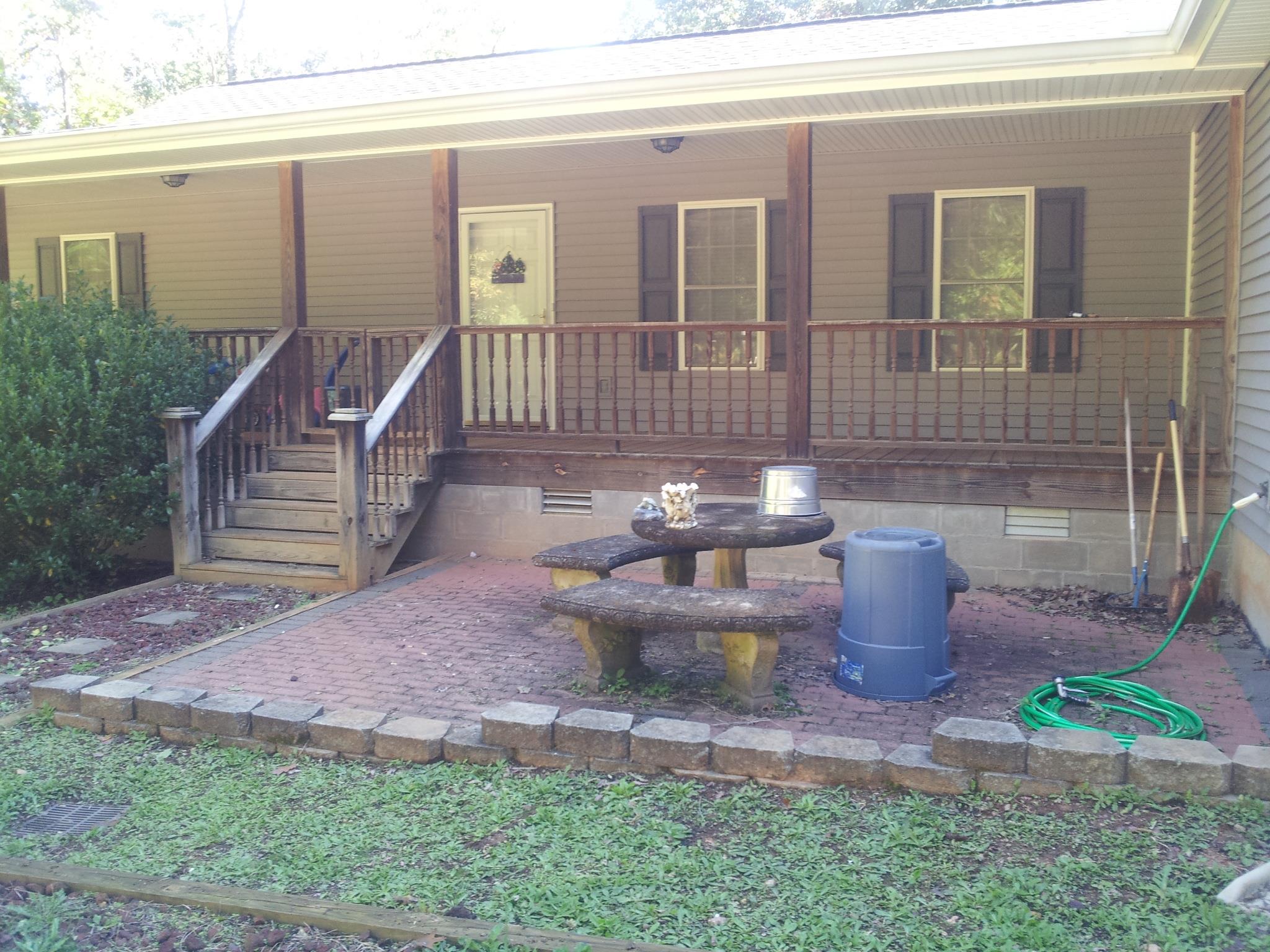 215 Turtle Creek Ln, Commerce, GA 30530 photo 2