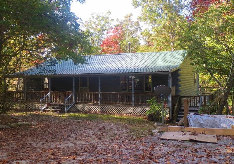 513 Taylor Ridge Rd, Dillard, GA 30537 photo 1