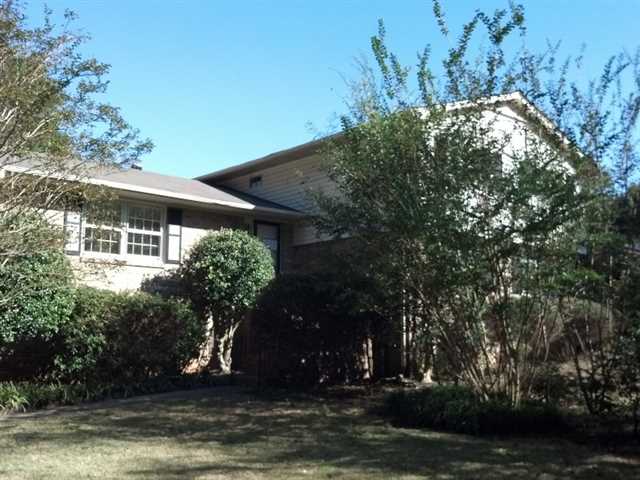 3557 Tracey Dr, Duluth, GA 30096 photo 2
