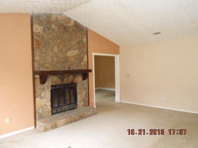 5671 Pine Meadows Ct, Morrow, GA 30260 photo 4