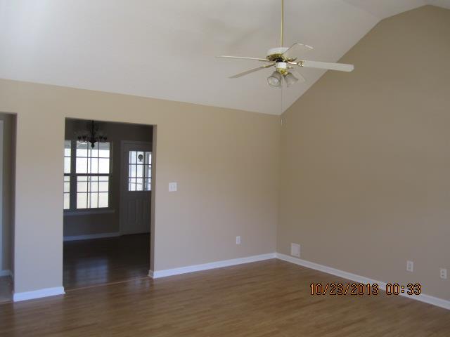 145 Royal Ct, Jackson, GA 30233 photo 2