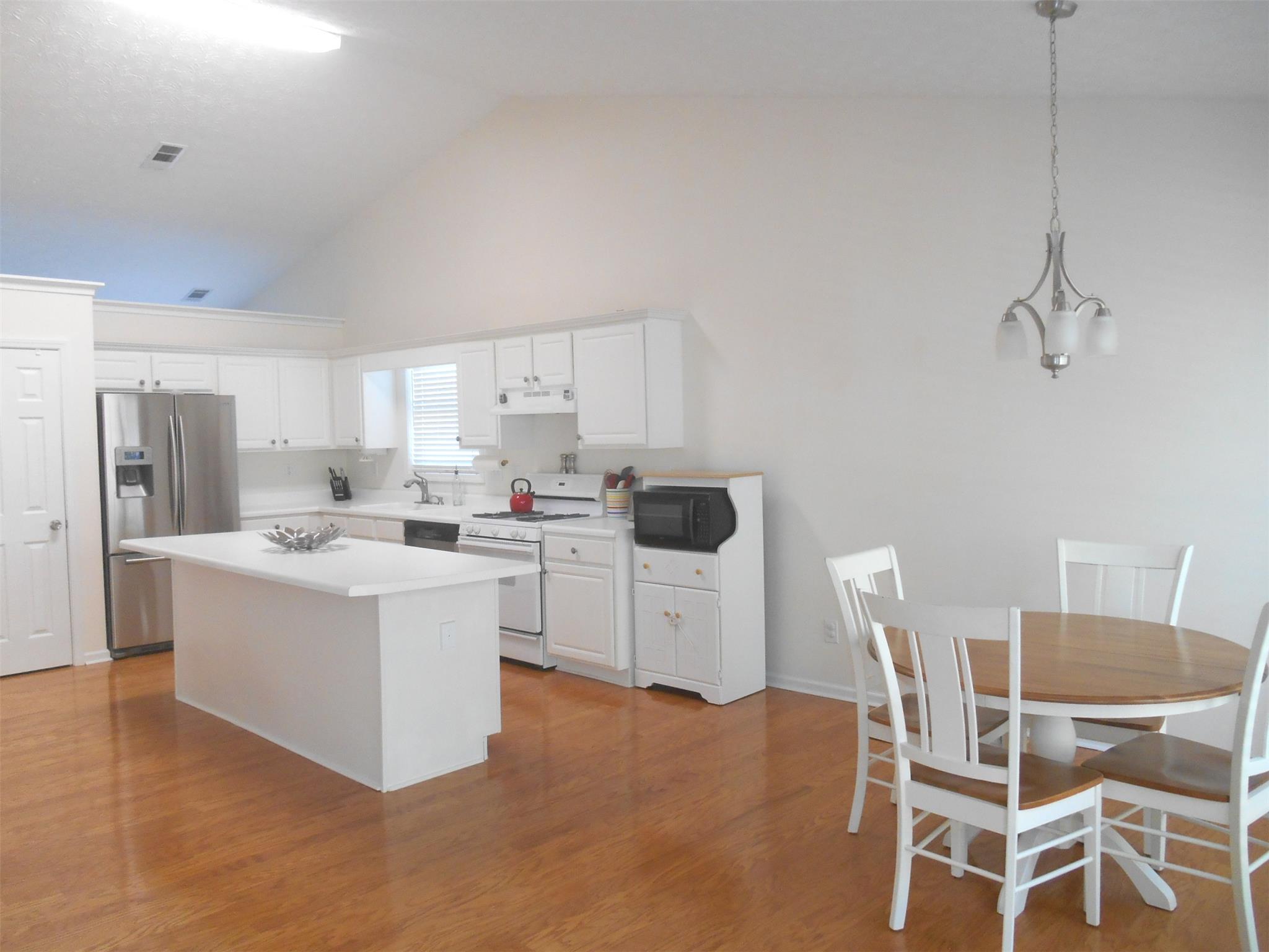2850 Meridian Dr, Dacula, GA 30019 photo 3