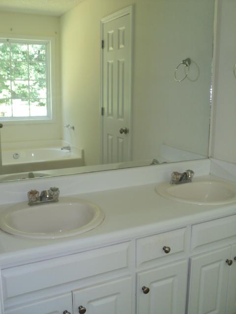 789 Gable Ct, Winder, GA 30680 photo 9