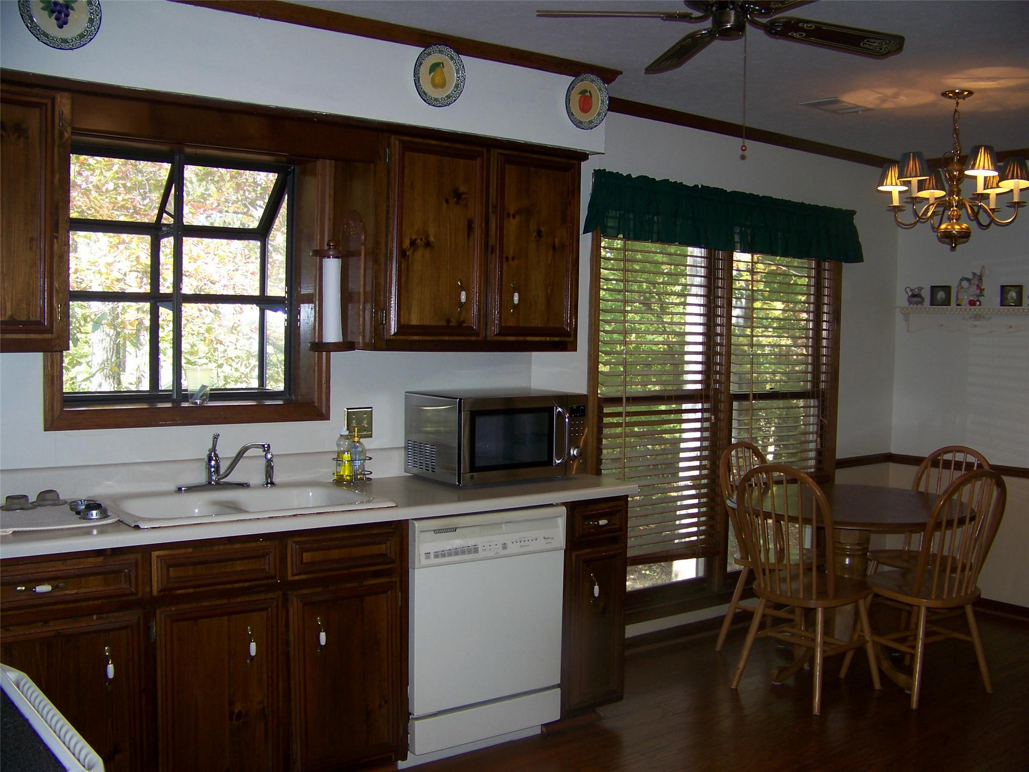 407 Somerset Pl, Lagrange, GA 30240 photo 4