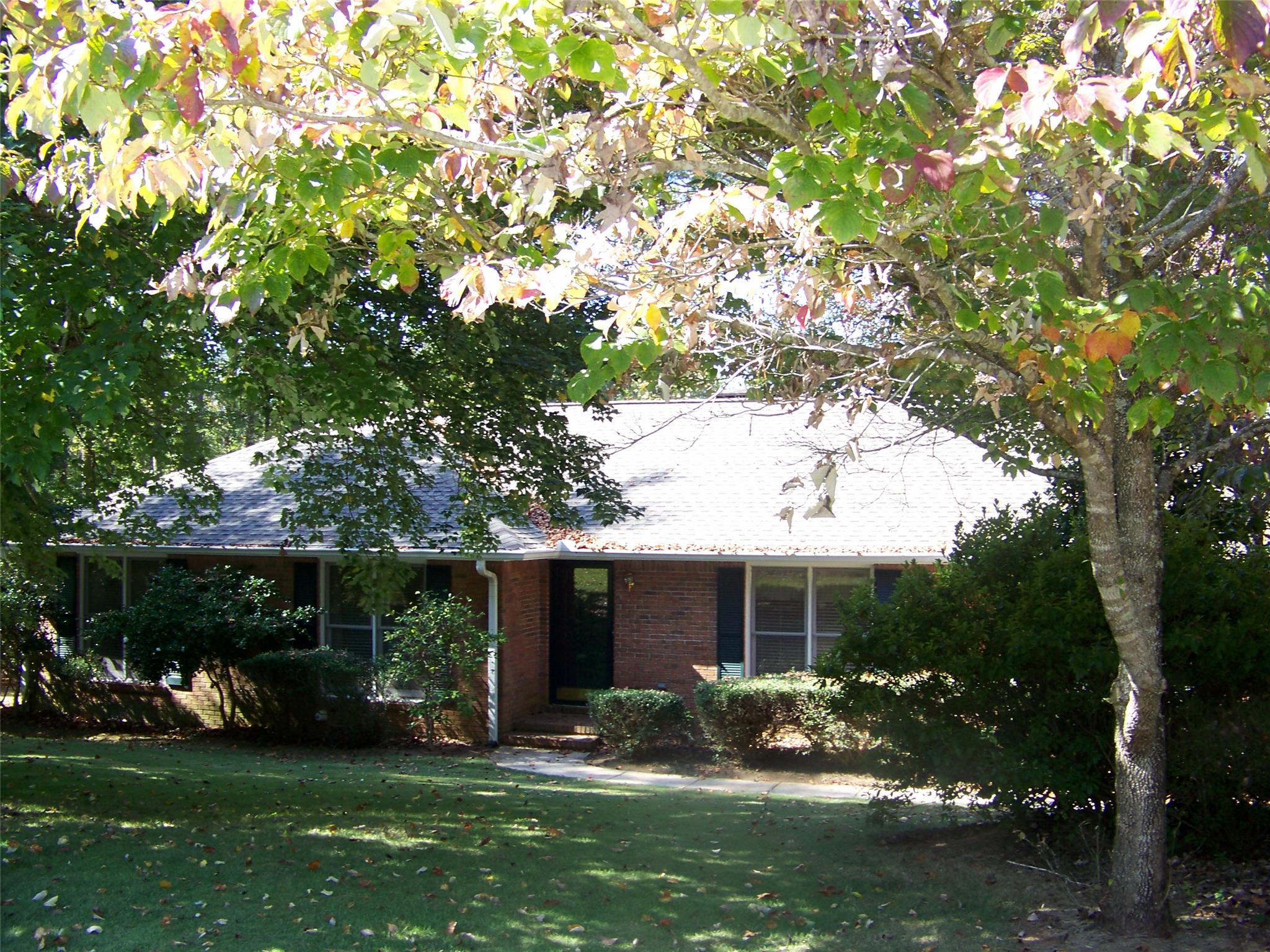 407 Somerset Pl, Lagrange, GA 30240 photo 1