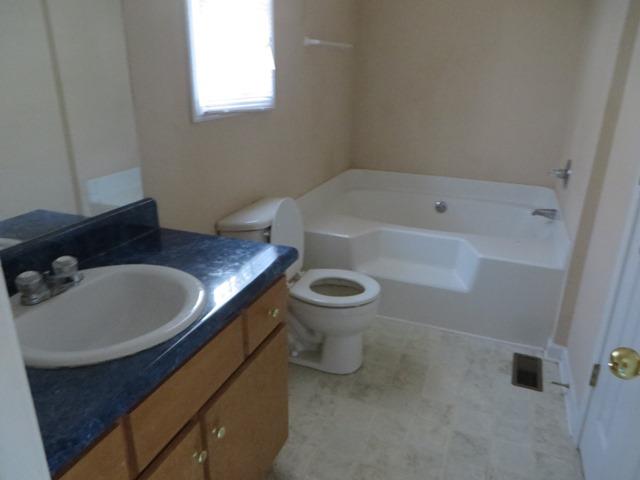 3225 Baker Rd, Gainesville, GA 30507 photo 9