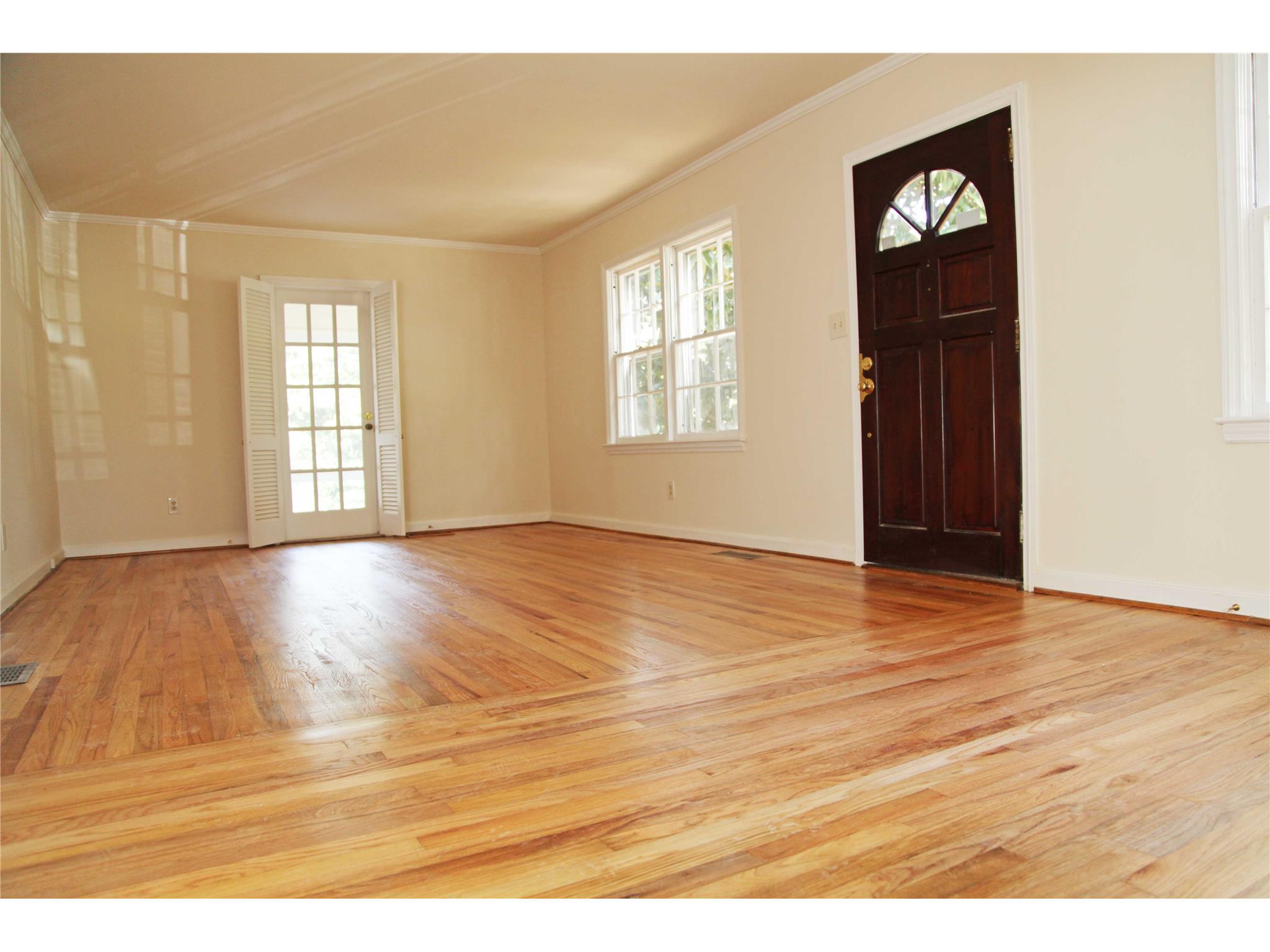 342 3rd Ave, Winder, GA 30680 photo 3