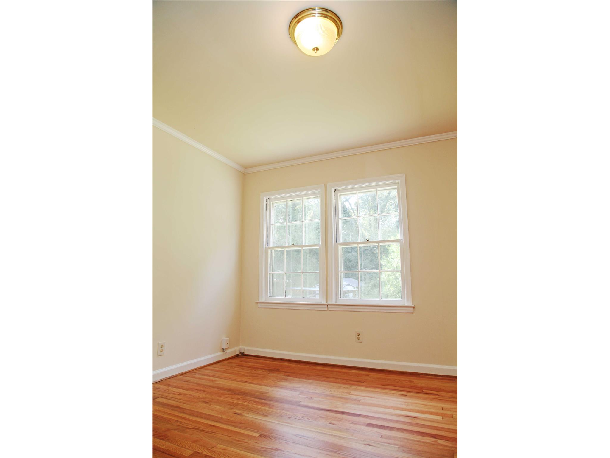 342 3rd Ave, Winder, GA 30680 photo 9