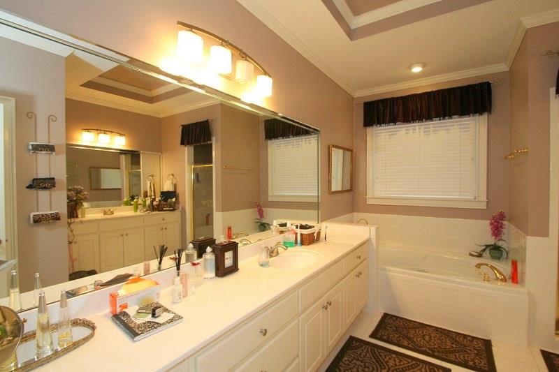 4890 Riverlake Dr, Duluth, GA 30097 photo 19