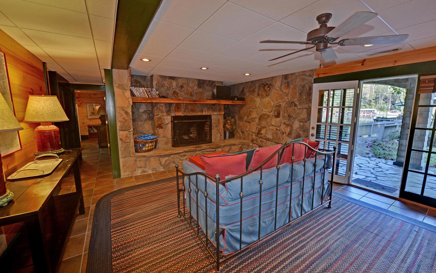 82 Macon Ln, Tiger, GA 30576 photo 13