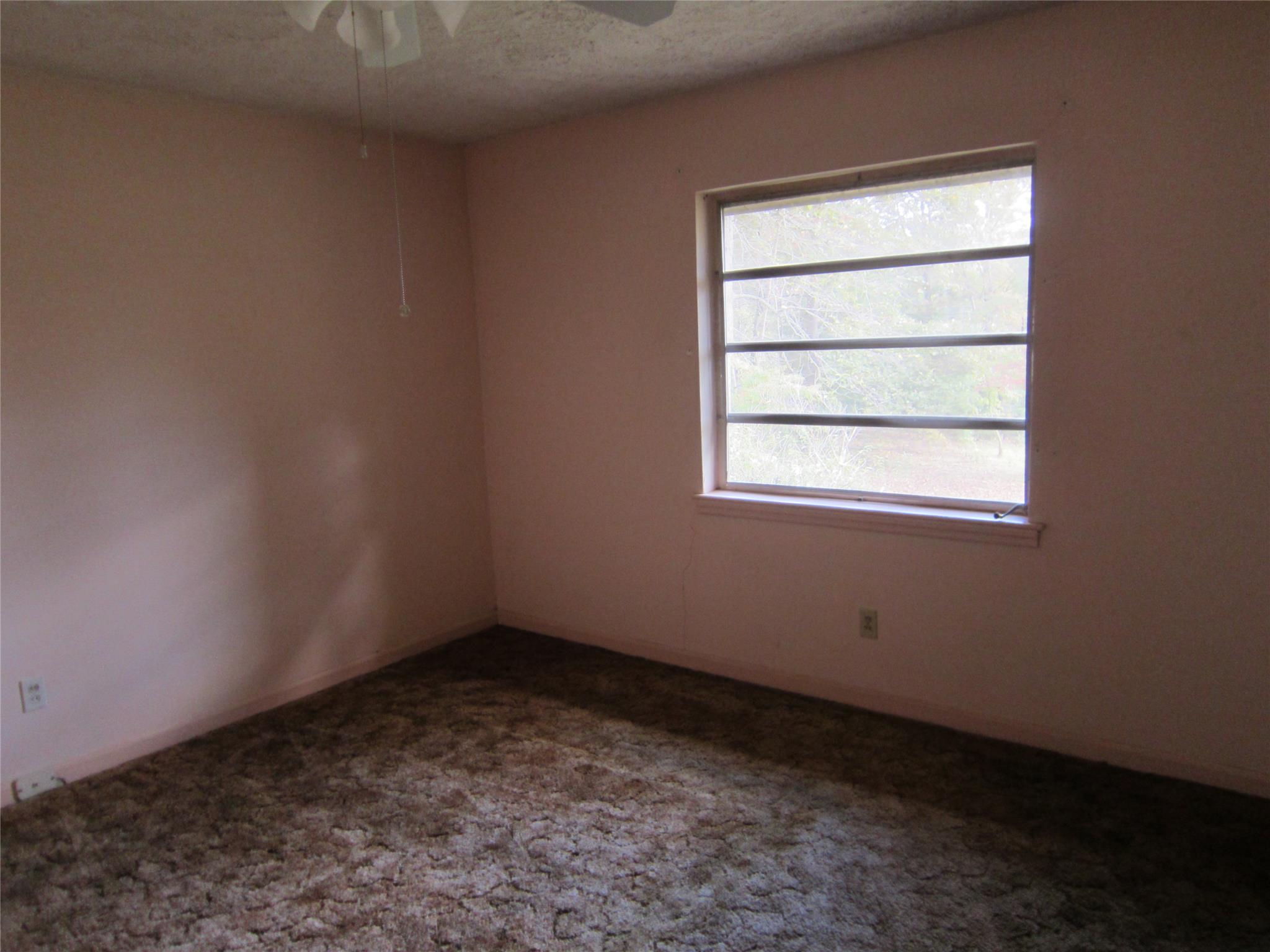5918 Roanoke Rd, Lagrange, GA 30240 photo 3