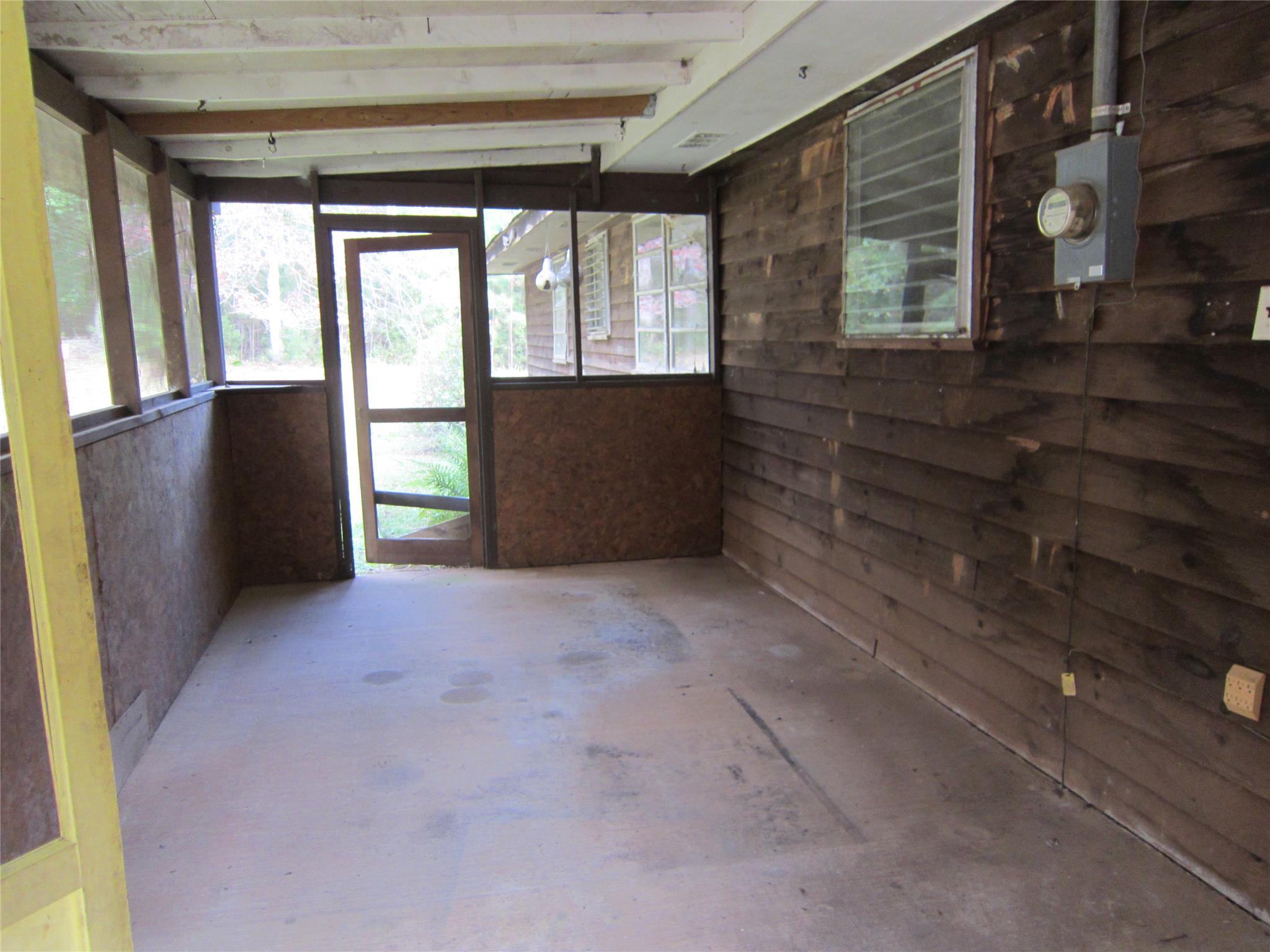 5918 Roanoke Rd, Lagrange, GA 30240 photo 2