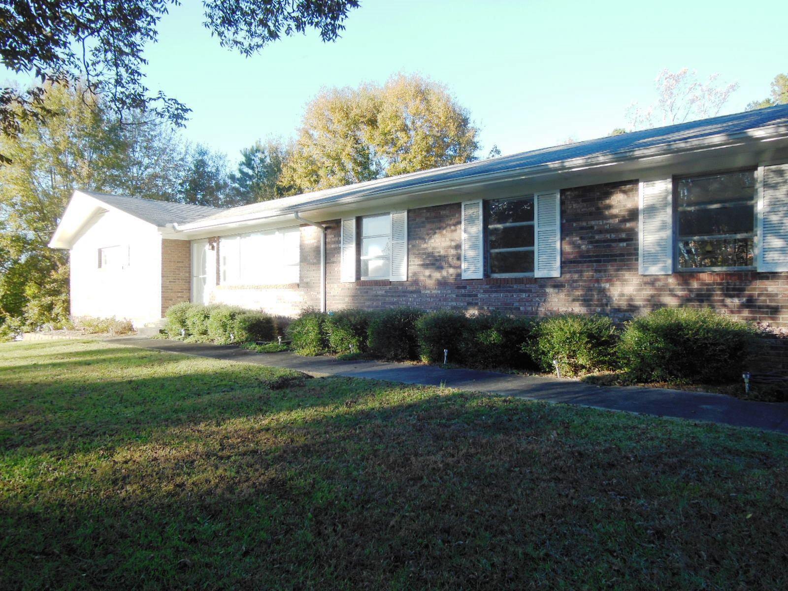 162 Fieldale Rd, Toccoa, GA 30577 photo 2