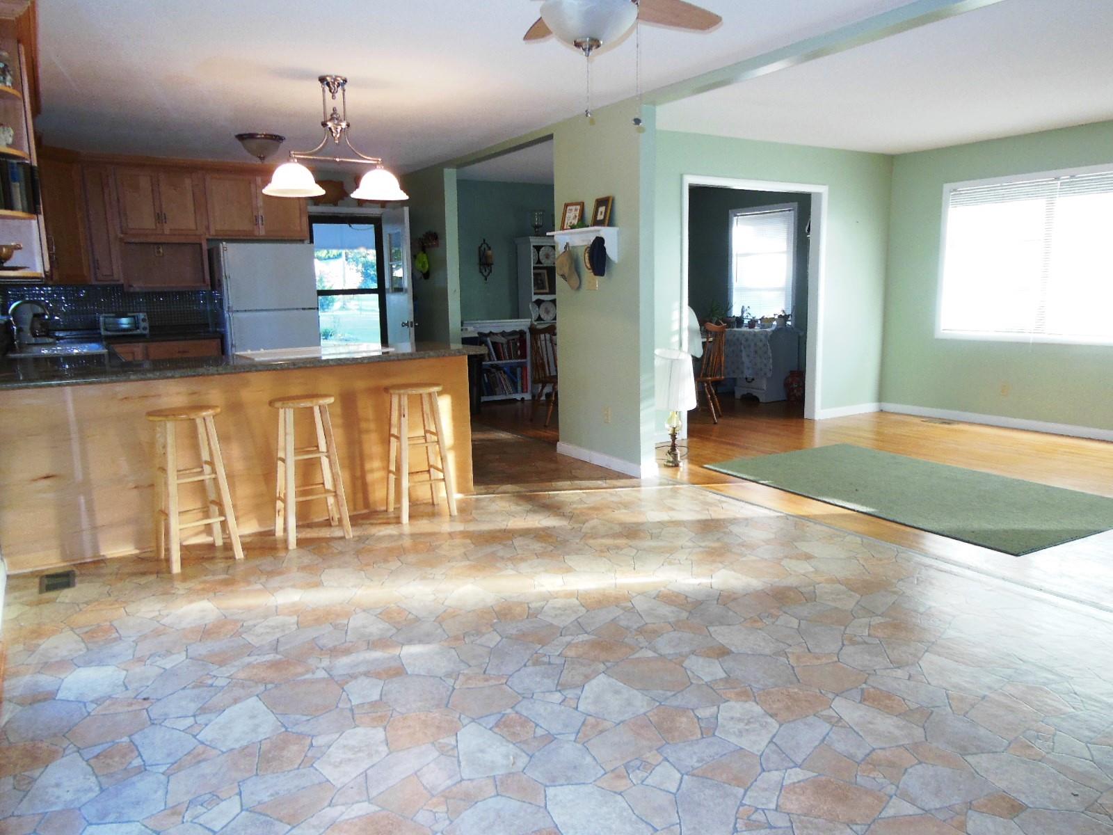 162 Fieldale Rd, Toccoa, GA 30577 photo 11