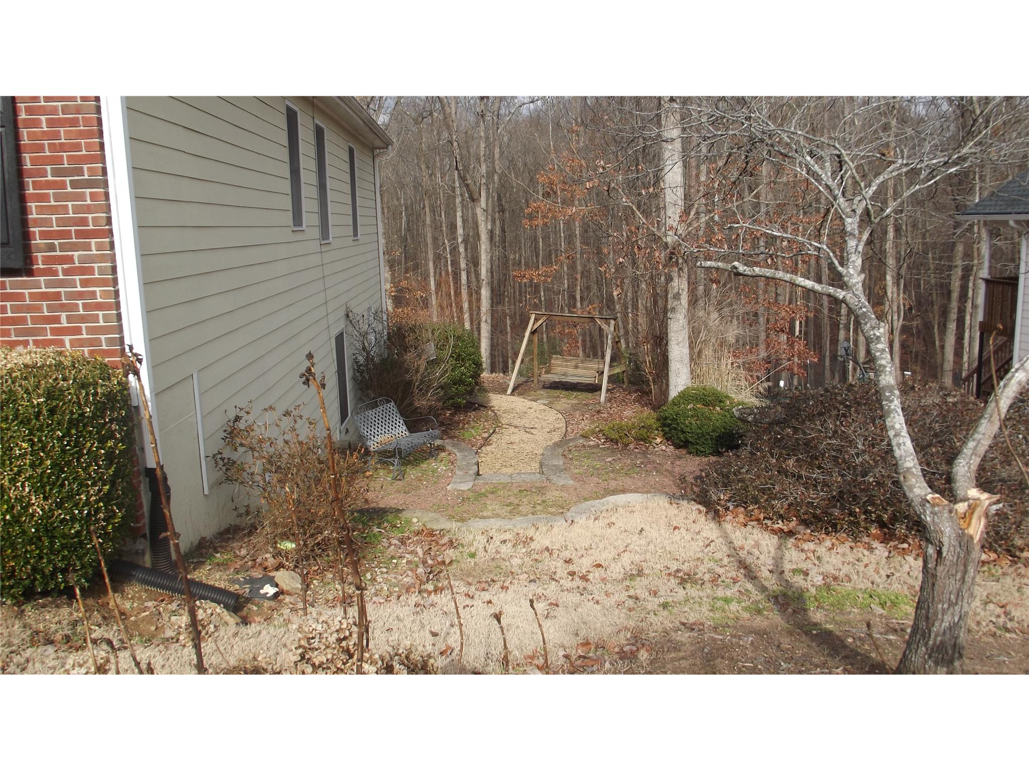 2128 Cluster Ln, Grayson, GA 30017 photo 14