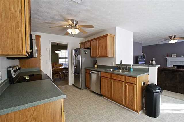 335 Creekside Trl, Covington, GA 30016 photo 8