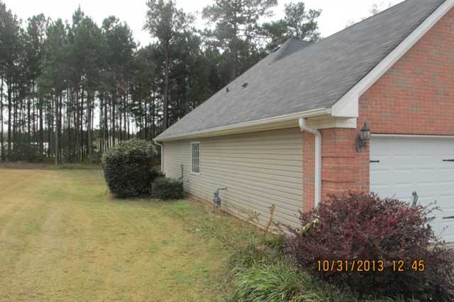 75 Bermuda Run Dr, Covington, GA 30016 photo 2