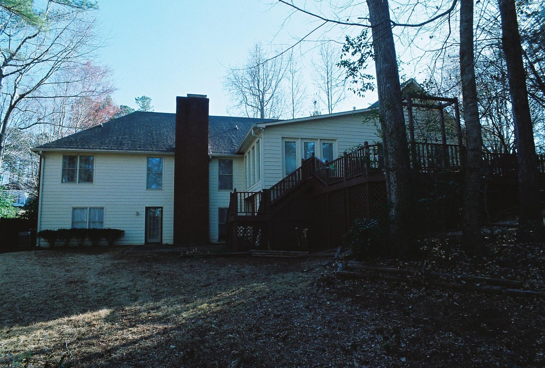 203 Ashford Cir, Lagrange, GA 30240 photo 3