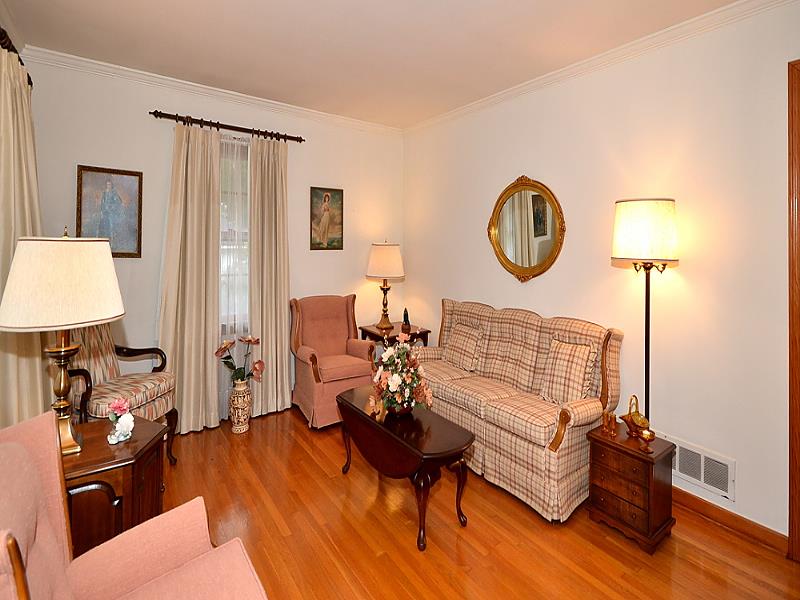 2887 W Mount Tabor Cir, Duluth, GA 30096 photo 5