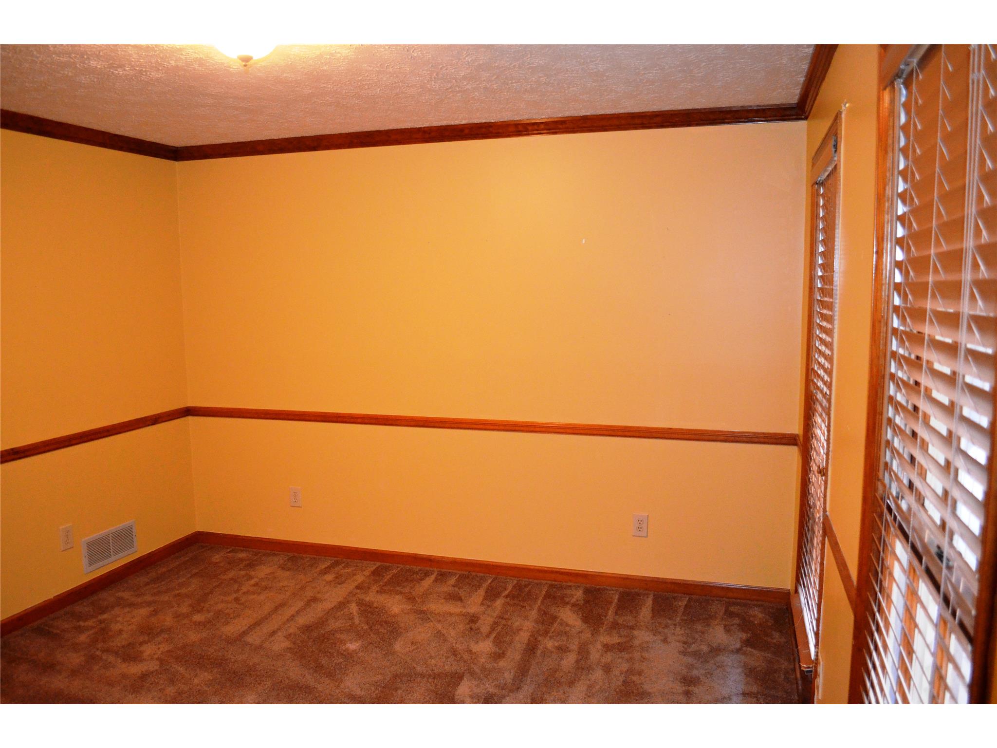 480 Anthony Dr, Tyrone, GA 30290 photo 3
