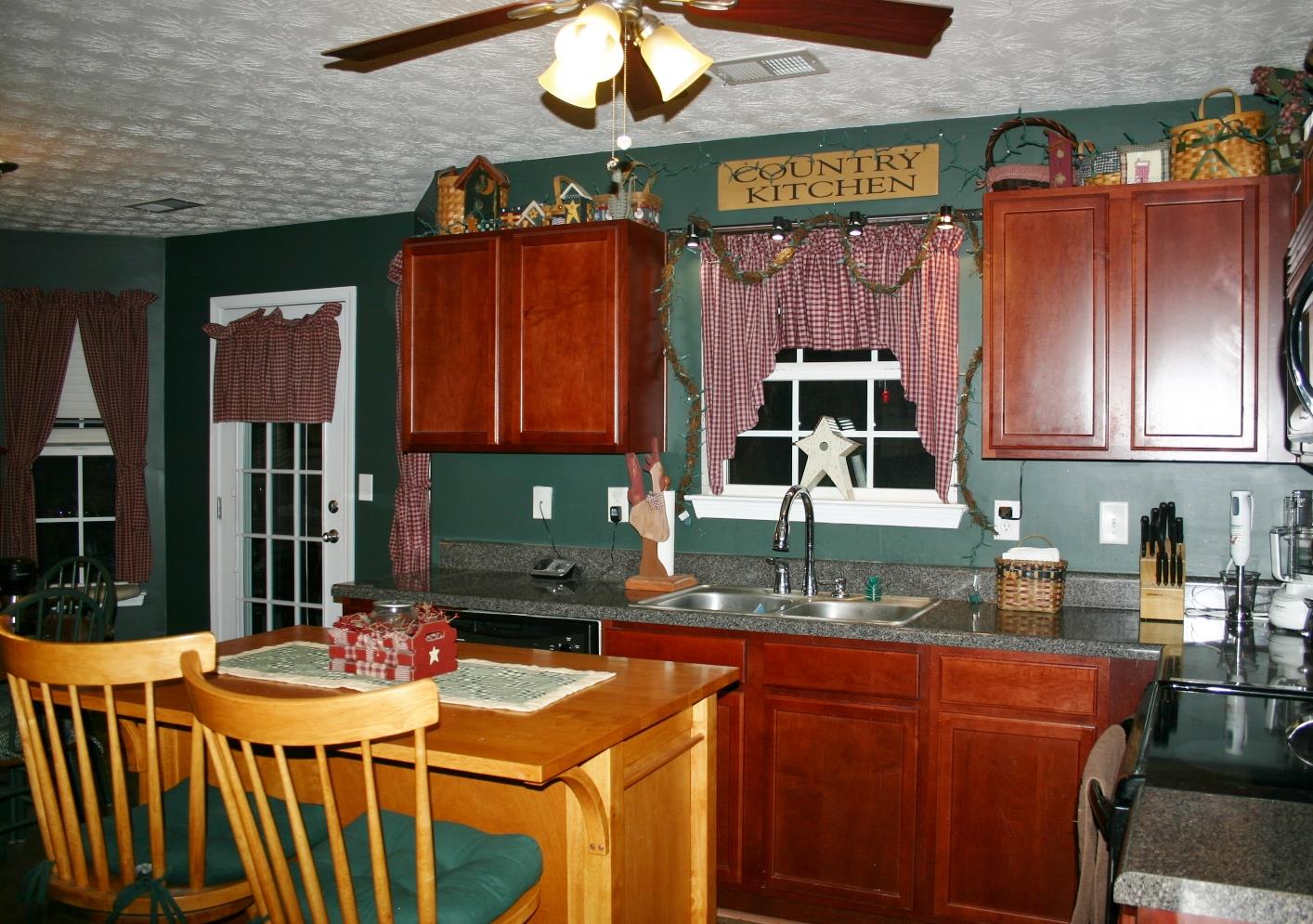 346 Cobblestone Ct, Hampton, GA 30228 photo 11
