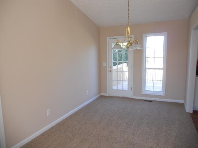 1045 Crestview Ct, Winder, GA 30680 photo 7