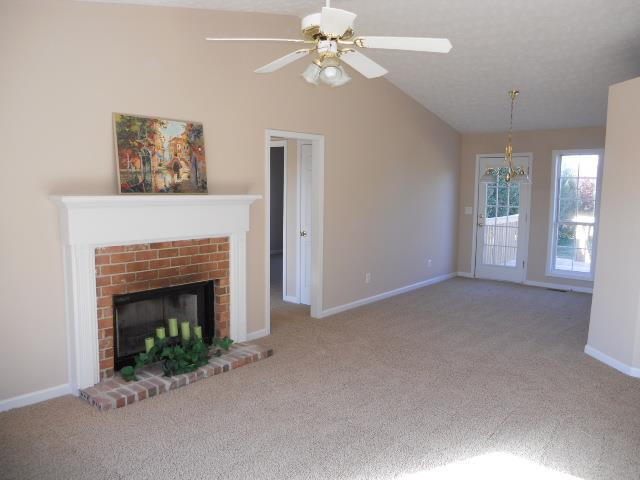 1045 Crestview Ct, Winder, GA 30680 photo 4