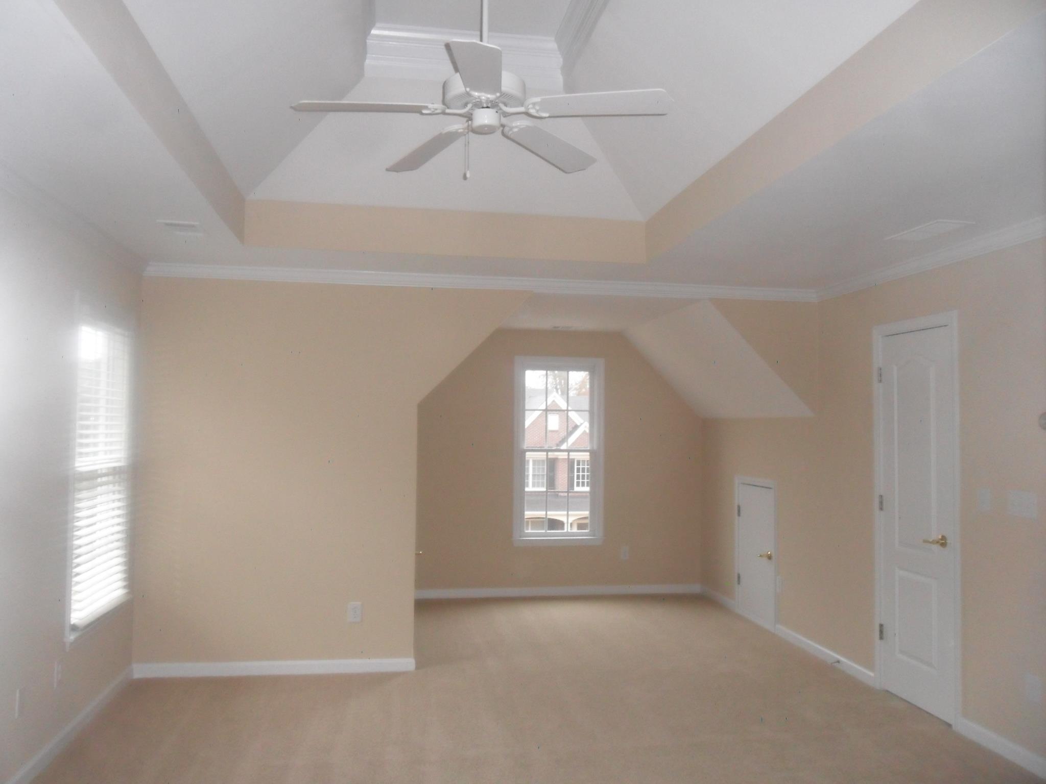 3965 Summit Gate Dr, Suwanee, GA 30024 photo 9