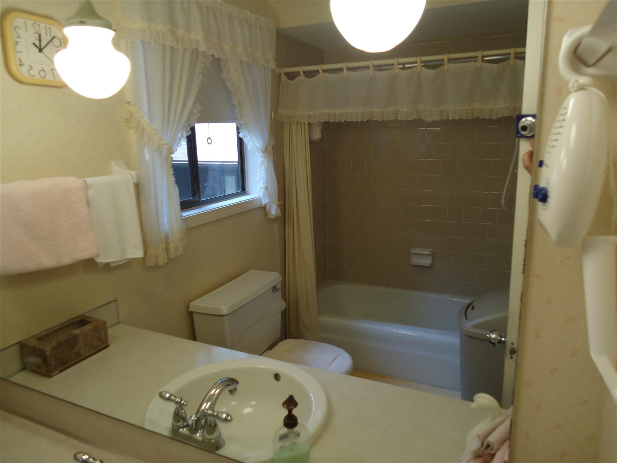 302 Valley Ct, Lagrange, GA 30241 photo 7