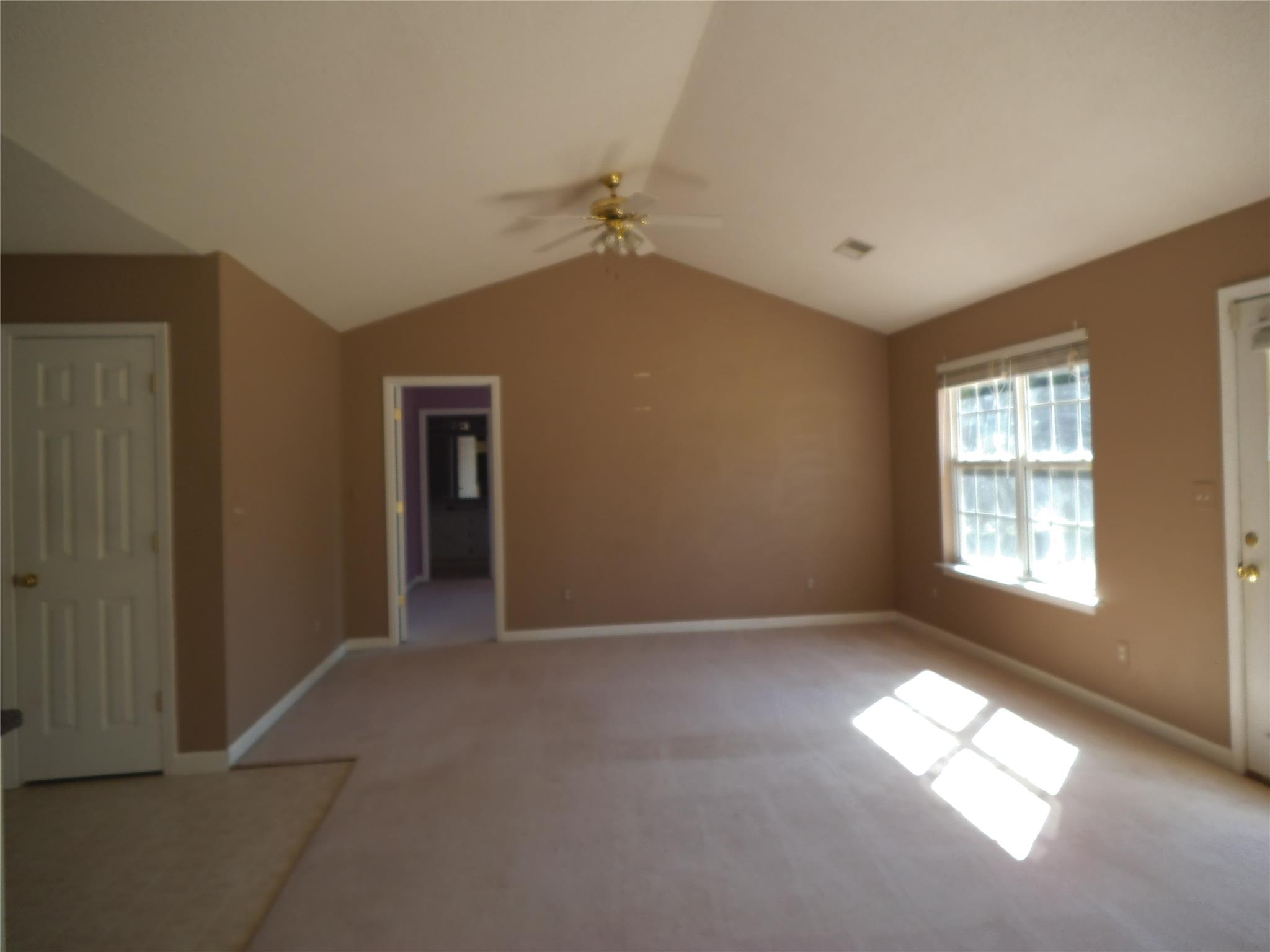 88 Summit Dr, Carnesville, GA 30521 photo 3