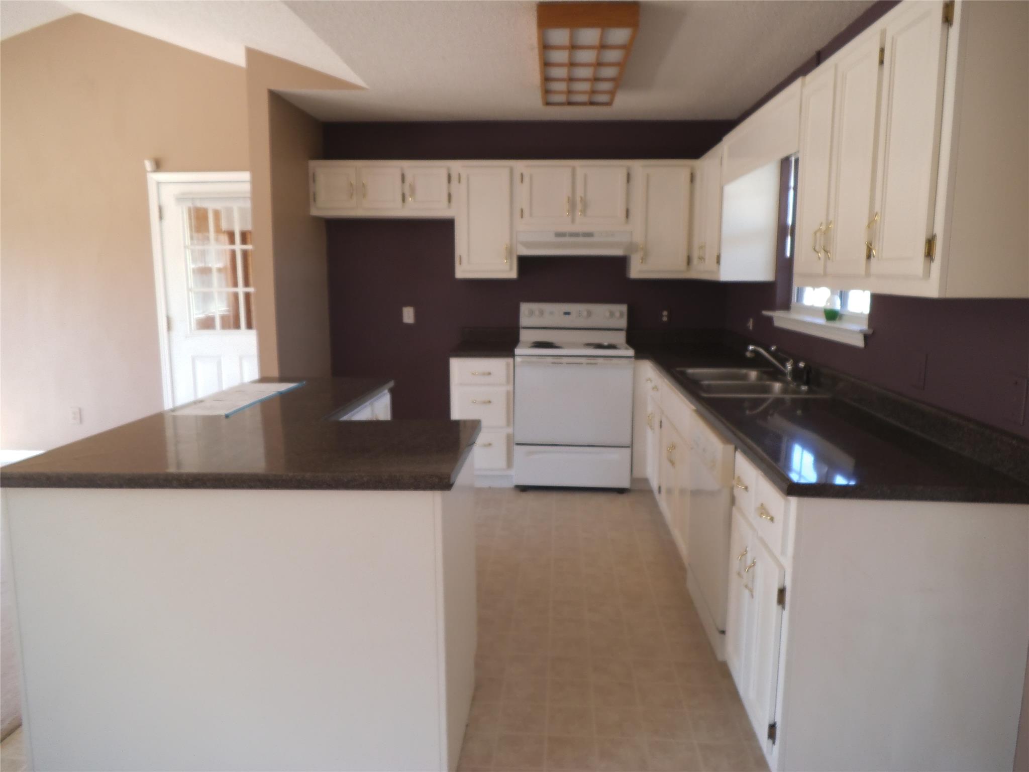 88 Summit Dr, Carnesville, GA 30521 photo 4