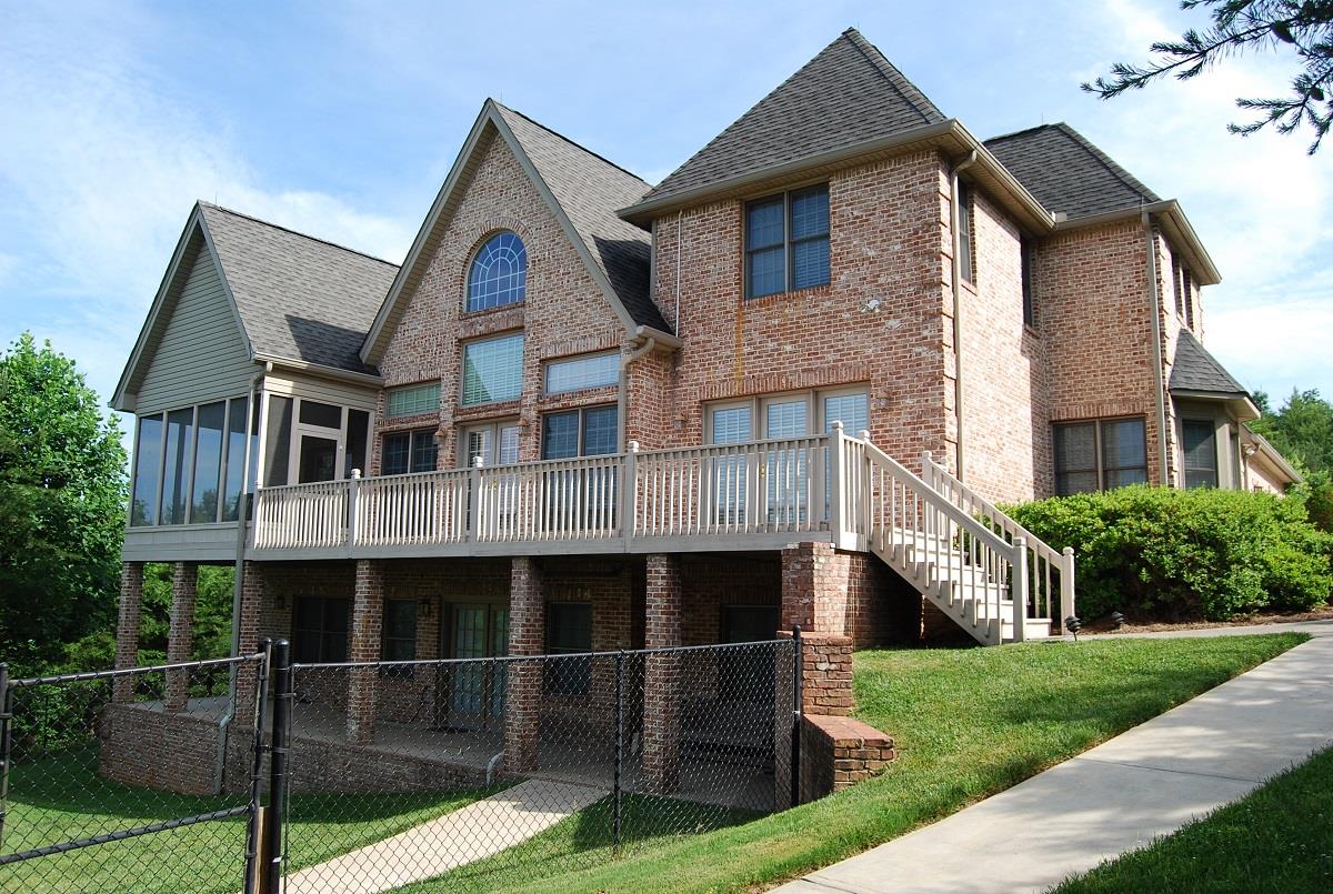 221 Timberwalk Dr, Cornelia, GA 30531 photo 4