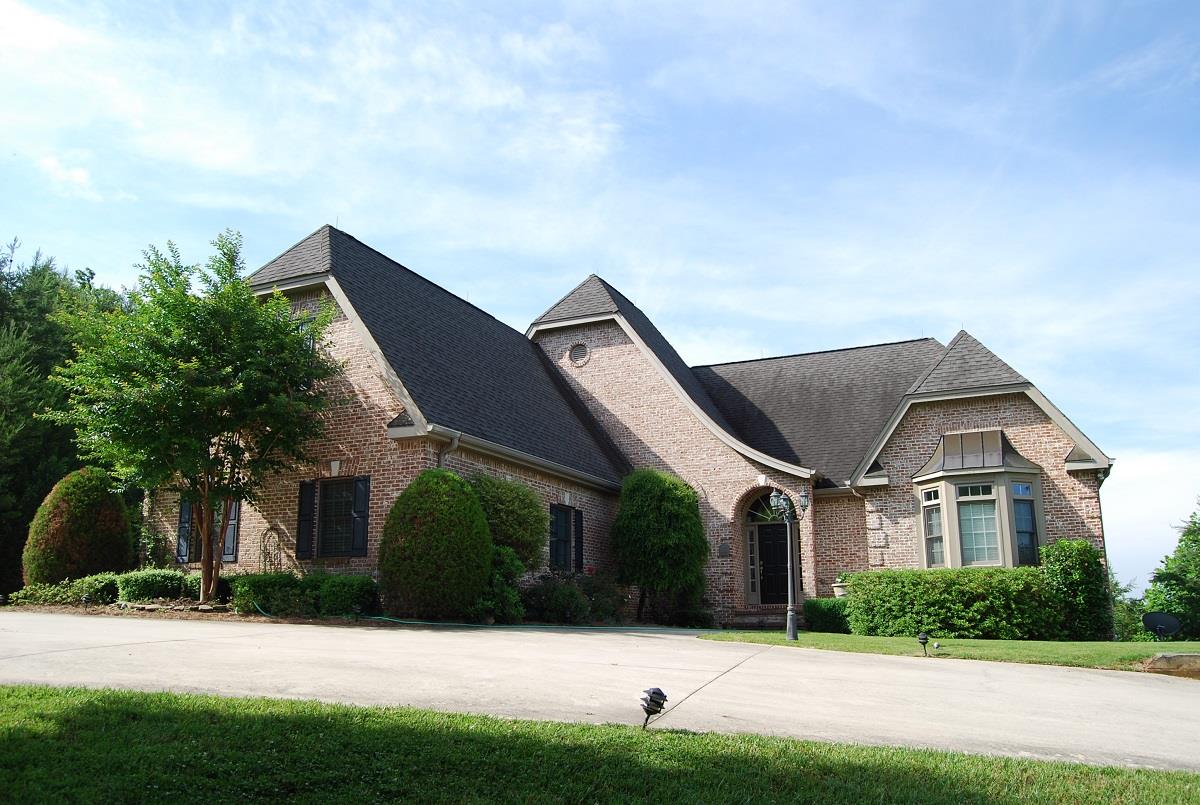 221 Timberwalk Dr, Cornelia, GA 30531 photo 1