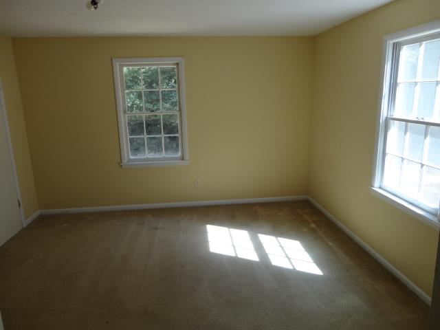 310 E 5th Ave, Winder, GA 30680 photo 13