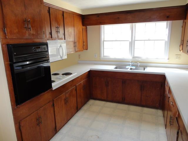 310 E 5th Ave, Winder, GA 30680 photo 8