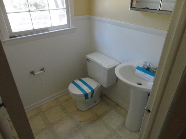 310 E 5th Ave, Winder, GA 30680 photo 18