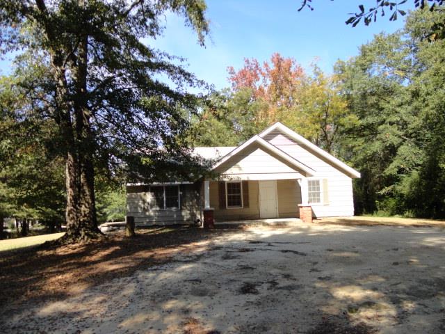 310 E 5th Ave, Winder, GA 30680 photo 3