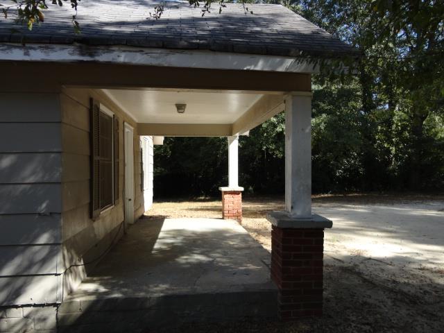 310 E 5th Ave, Winder, GA 30680 photo 6