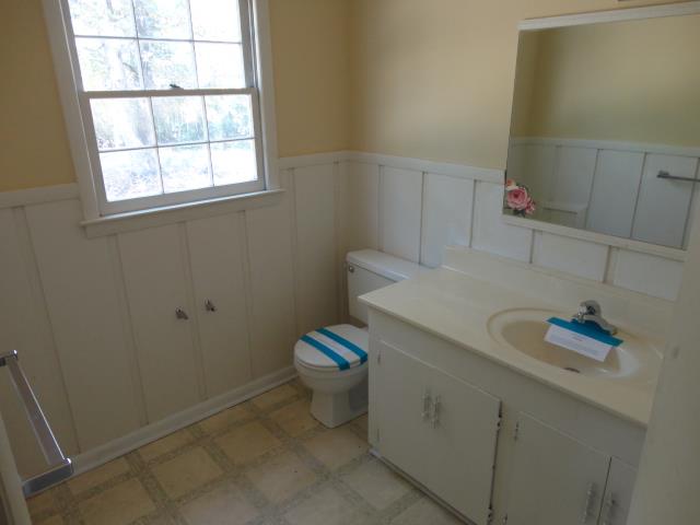 310 E 5th Ave, Winder, GA 30680 photo 15