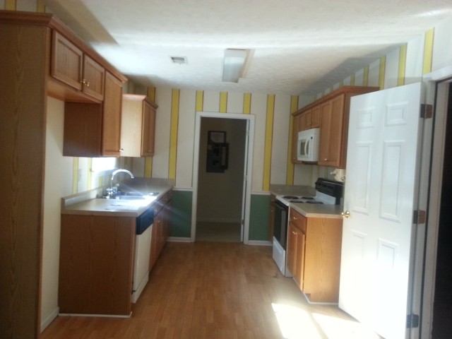 45 Creekside Trl, Covington, GA 30016 photo 4