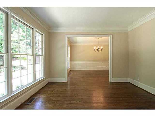 895 Onagh Ct, Alpharetta, GA 30004 photo 9