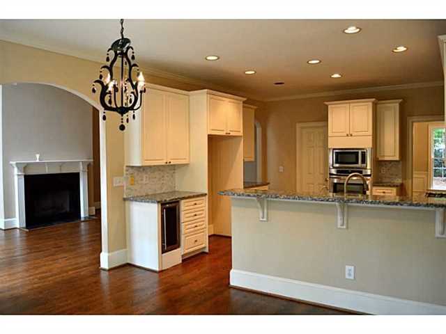 895 Onagh Ct, Alpharetta, GA 30004 photo 8