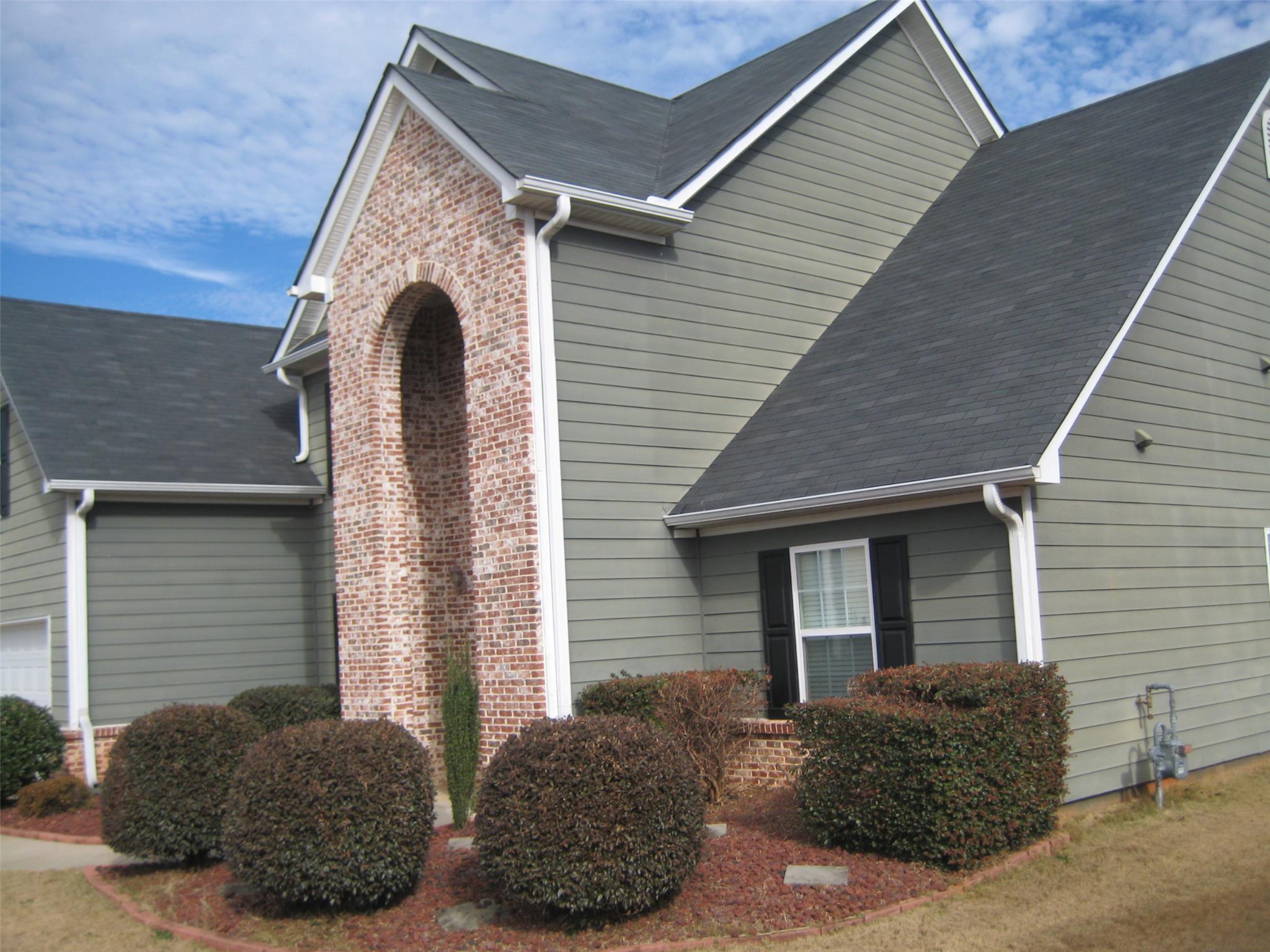 160 Glen Echo Dr, Covington, GA 30016 photo 2