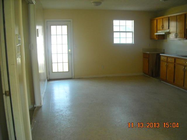 5724 Meadowview Rd, Rex, GA 30273 photo 5