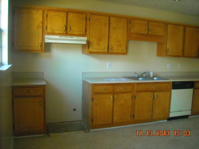 5724 Meadowview Rd, Rex, GA 30273 photo 3