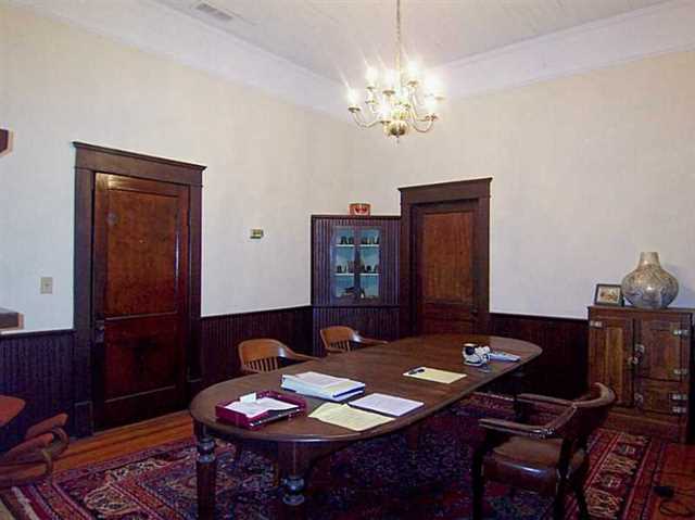 326 W Main St, Buford, GA 30518 photo 14