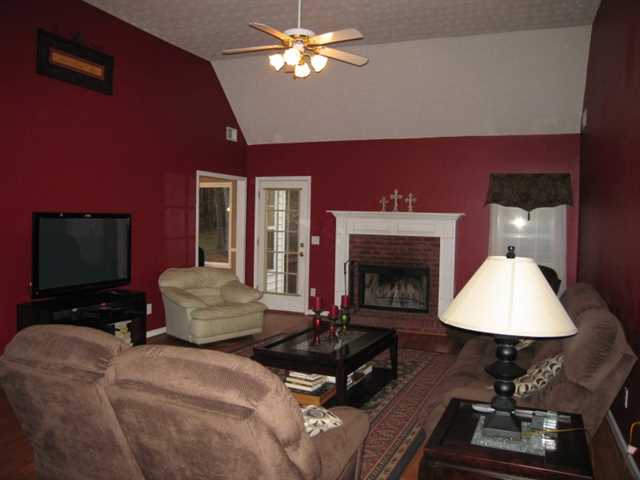 2099 Cluster Ln, Grayson, GA 30017 photo 4